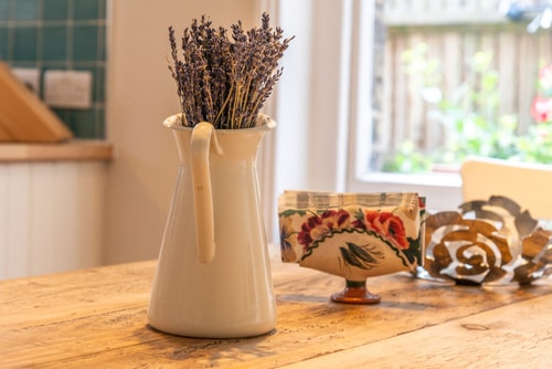 West London Gem Chic 1BD Patio Flat Retreat 1 Hello Guest