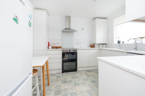 Amazing Beachside 2BD Family Home with Garden 4 Hello Guest