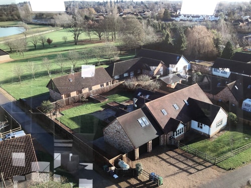 Superb 4BD Stay in Wyton and Houghton Village 4 Hello Guest