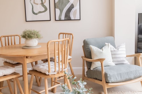 Stylish 3BD Townhouse in Central Winchester 2 Hello Guest