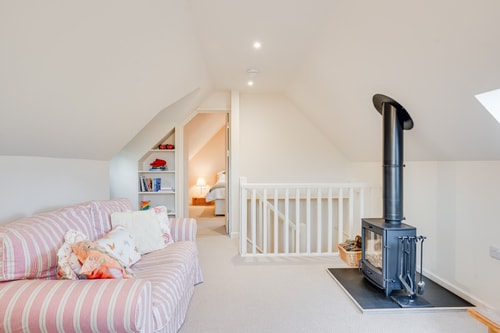 Charming Coach House Retreat Near Sherborne Abbey 2 Hello Guest