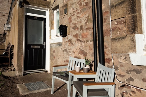 T&J House in Eyemouth: Cozy Coastal Retreat 4 Hello Guest