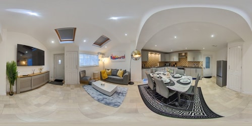 Spacious 5B Sunderland Home for Groups & Families