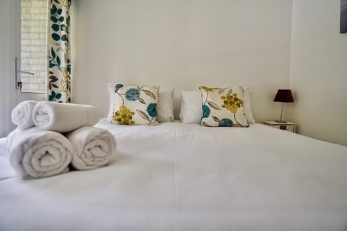 Special 2 Bedroom Home in White Cross 1 Hello Guest