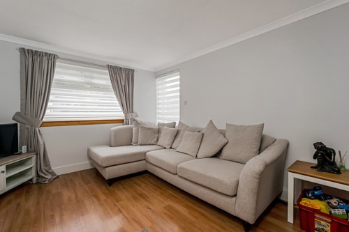 Centrally Situated 1 Bedroom House in Cumbernauld 8 Hello Guest