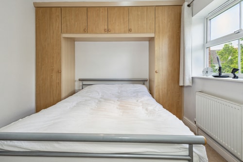 Urban Oasis - Modern 2B/2B Retreat Near Nature 4 Hello Guest