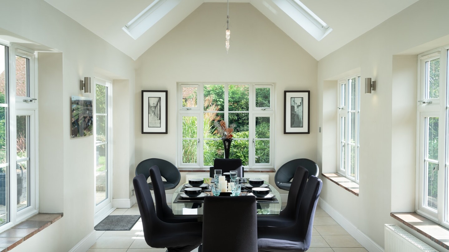 Superb 4BD Stay in Wyton and Houghton Village 8 Hello Guest