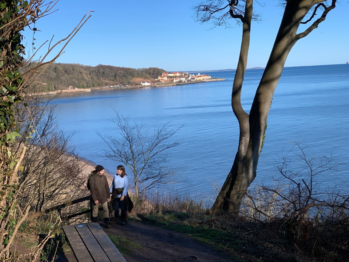 Superb One Bedroom Getaway in Dysart Kirkcaldy 21 Hello Guest