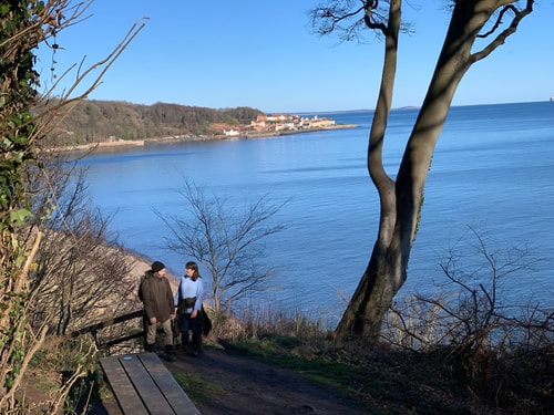 Superb One Bedroom Getaway in Dysart Kirkcaldy 21 Hello Guest