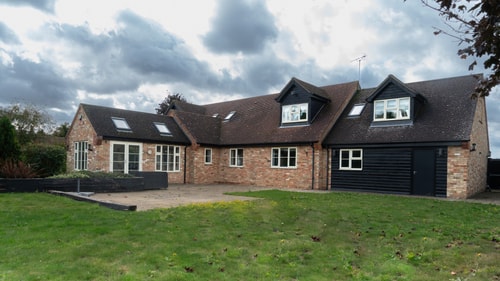 Superb 4BD Stay in Wyton and Houghton Village 21 Hello Guest