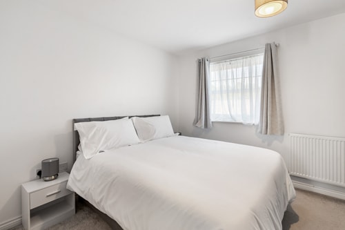 Spacious 4-Bed Home Near City Links 4 Hello Guest