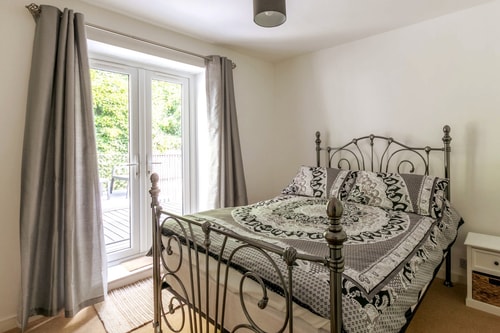 Stylish 2BD Family Hideaway in Dover 0 Hello Guest