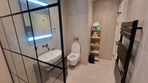 2BD South Croydon Haven: Garden Serenity 14 Hello Guest