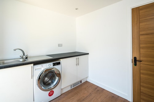 Elegant 2BD House with Garden and Decked Patio 15 Hello Guest