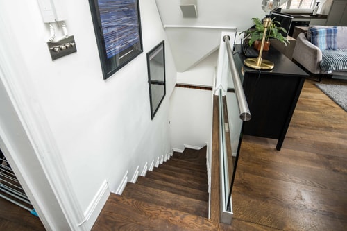 Sleek and Stylish 1BD Apt w/ Balcony, Hammersmith 22 Hello Guest