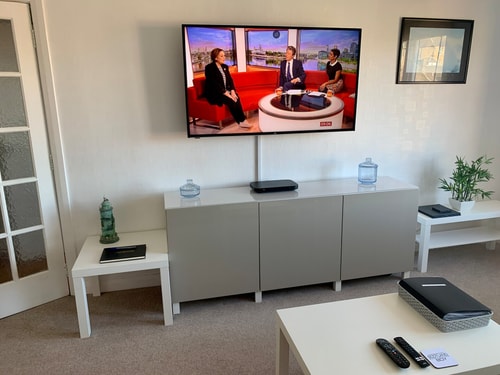 Superb One Bedroom Getaway in Dysart Kirkcaldy 4 Hello Guest