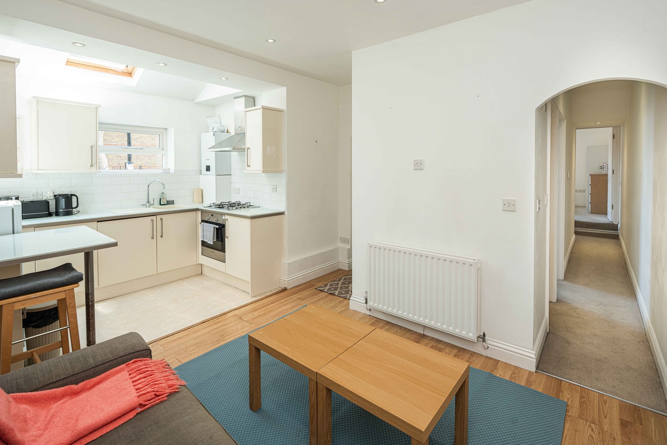 Super 2BD Maisonette in Queens Park, Maida Vale 11 Hello Guest