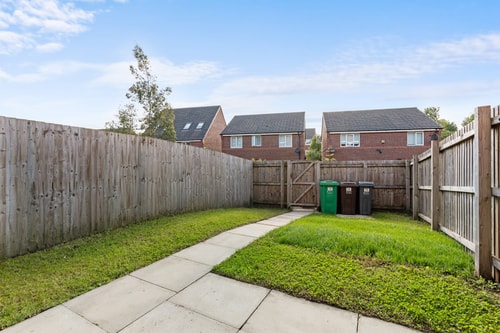 Spacious 4-Bed Home Near City Links 15 Hello Guest