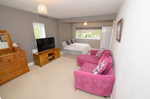 Charming Country House near Henley-on-Thames 15 Hello Guest