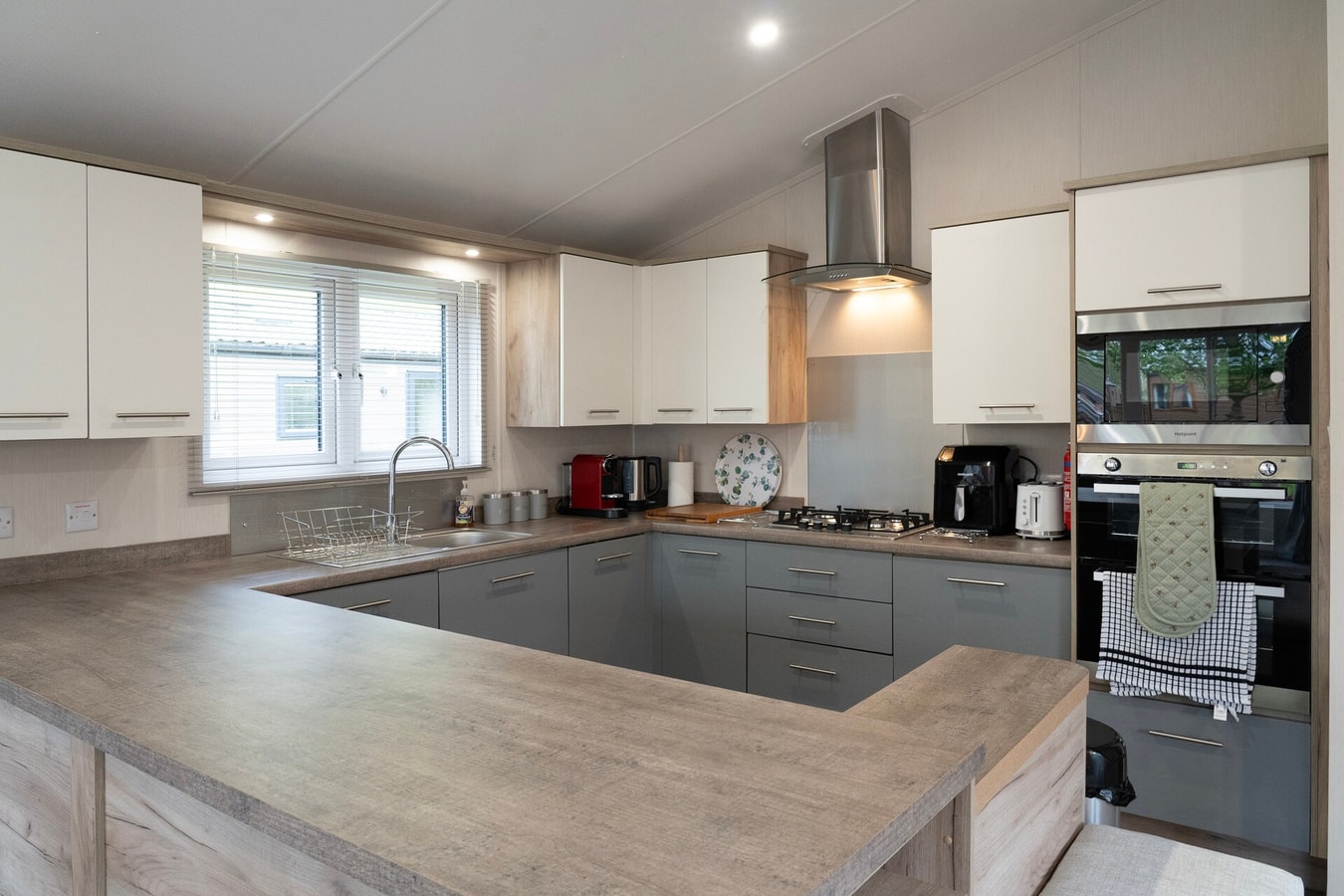 Bittern Lodge: 3BD Retreat in South Lakeland Park 18 Hello Guest