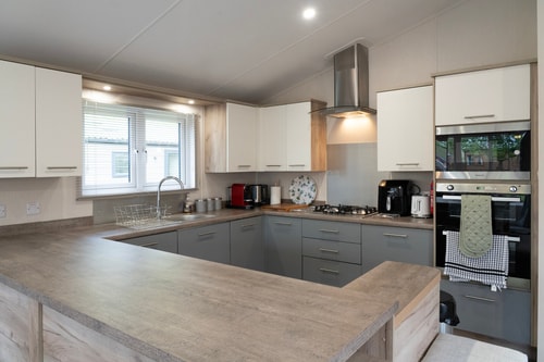 Bittern Lodge: 3BD Retreat in South Lakeland Park 18 Hello Guest