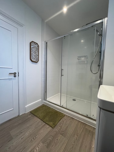 Spacious 2B Flat in Clement House 18 Hello Guest