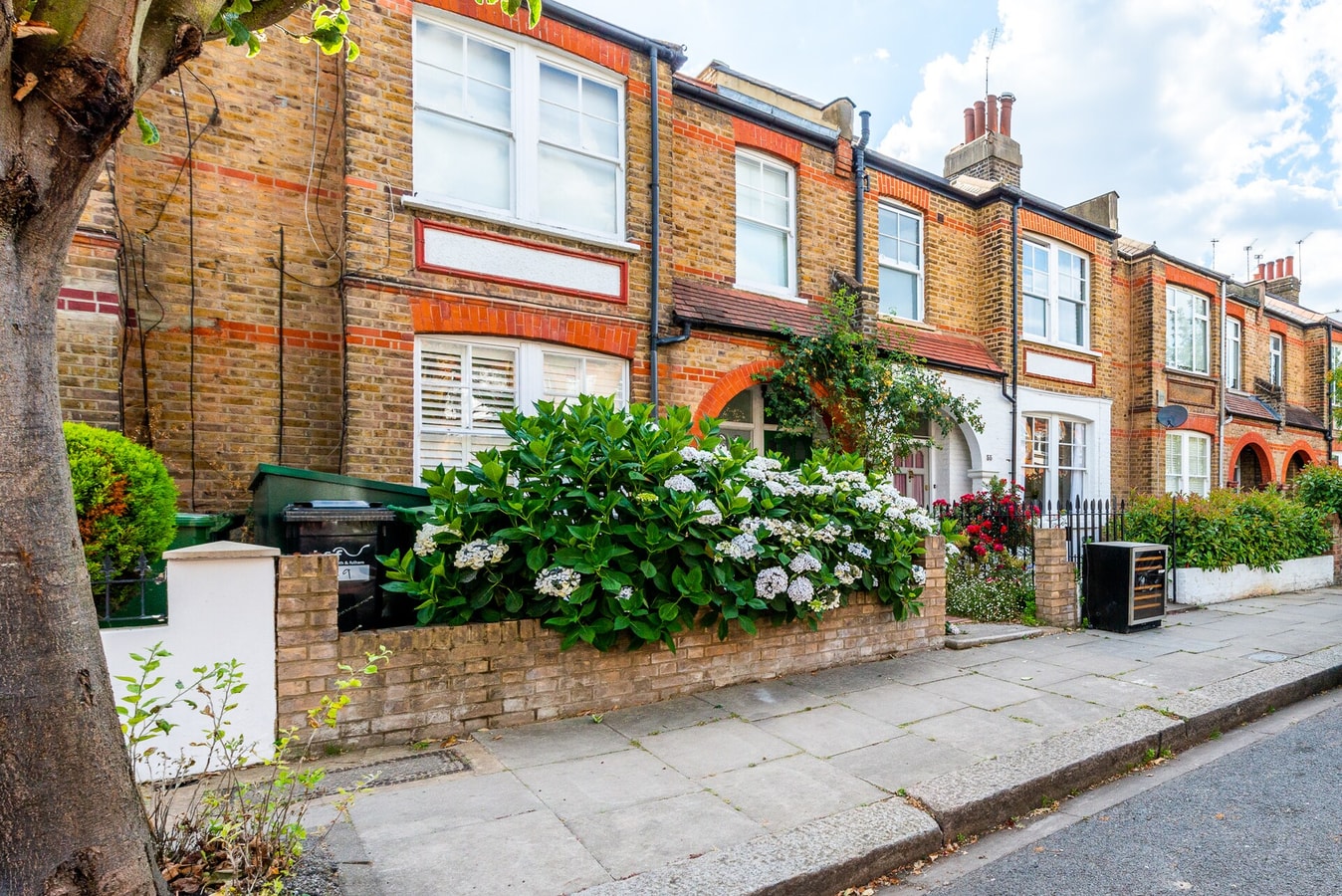 West London Gem Chic 1BD Patio Flat Retreat 24 Hello Guest