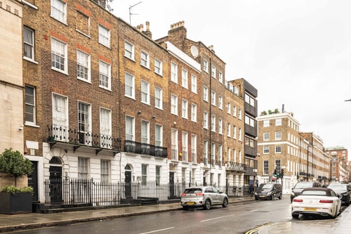 Spacious 3BR Townhouse Near Hyde Park