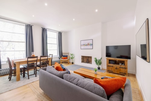 Beautiful 2BR Flat Near Highbury