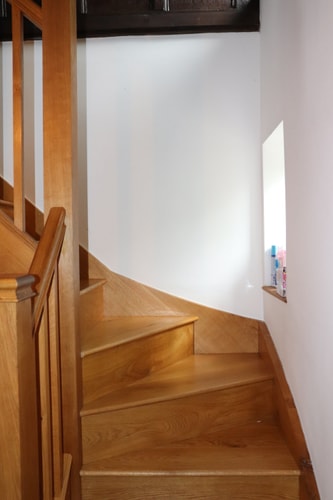 Delightful 4BD Home full of Flair Edenbridge Kent 11 Hello Guest