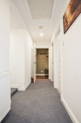 Charming 2 Bedroom Flat in the Heart of Kirriemuir 9 Hello Guest