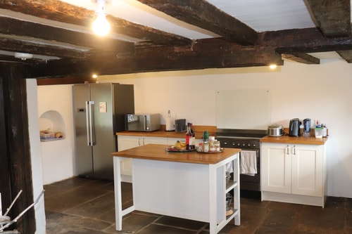 Delightful 4BD Home full of Flair Edenbridge Kent 4 Hello Guest