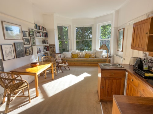 1BR Charming Hampstead Retreat