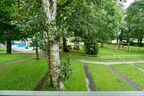 Special 2 Bedroom Home in White Cross 4 Hello Guest