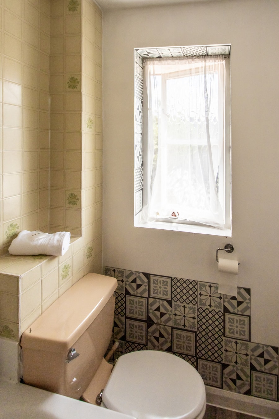 Cosy Homely House with Conservatory and Garden 13 Hello Guest