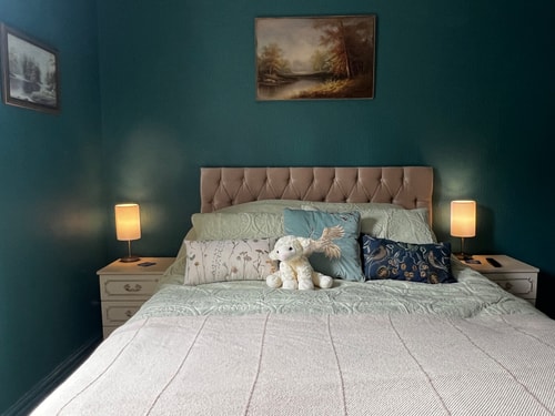 Robin’s Hollow: 2BD Home Near Wrexham AFC 4 Hello Guest