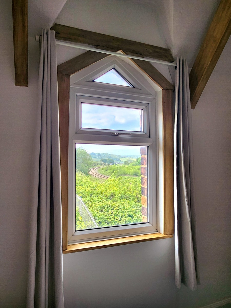 The Trackside Cottage 10 Hello Guest