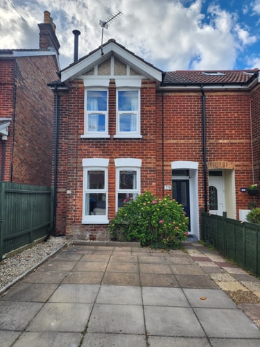 Stylish Poole Stay: 2BD Victorian Home