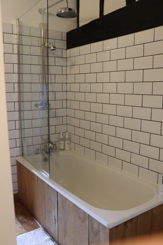 Delightful 4BD Home full of Flair Edenbridge Kent 25 Hello Guest