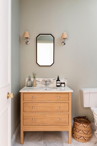 Elegant and Peaceful 2BD apt - Barons Court/London 16 Hello Guest