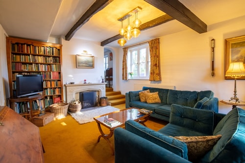 Characterful 5 Bedroom Country Retreat