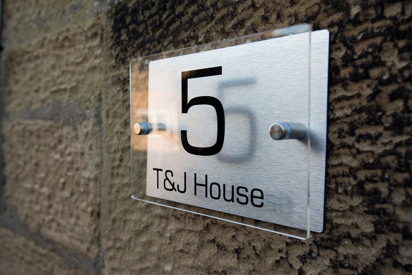 T&J House in Eyemouth: Cozy Coastal Retreat 6 Hello Guest