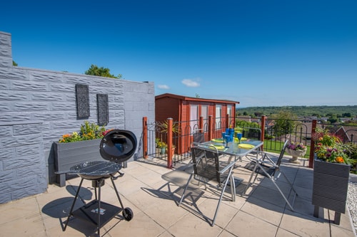 2BD Holiday Home Stunning views of the Sea & Gower 4 Hello Guest