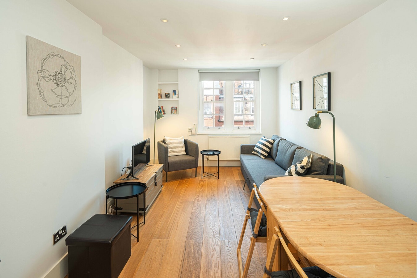 Modern 1-Bed Flat in Central Bloomsbury 8 Hello Guest