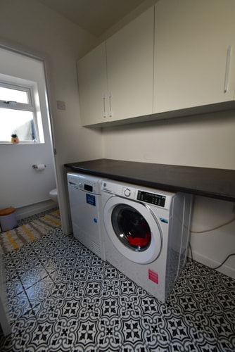 2BD Garden Home - A Short Walk to Stonehenge 33 Hello Guest