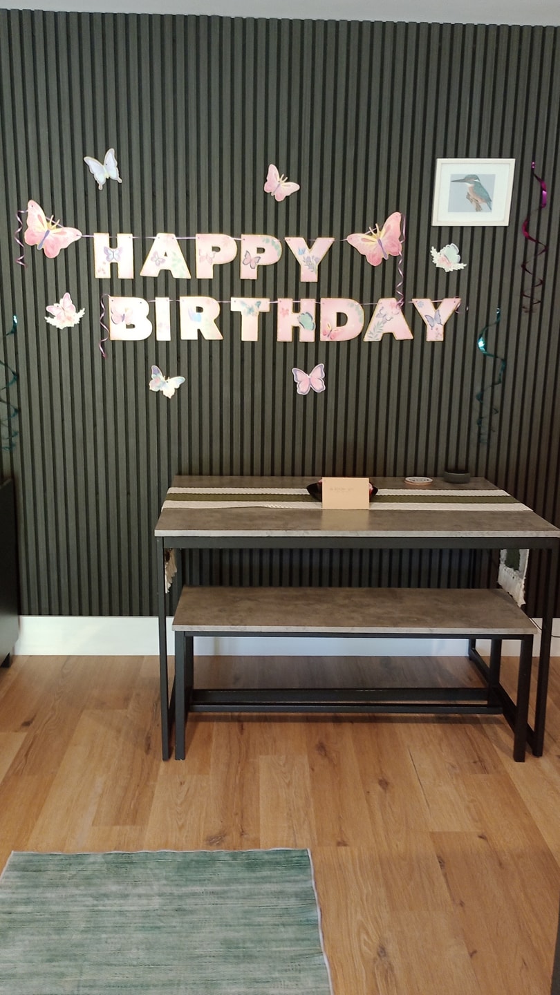 Kingfisher Luxury Tent, Howdales 8 Hello Guest