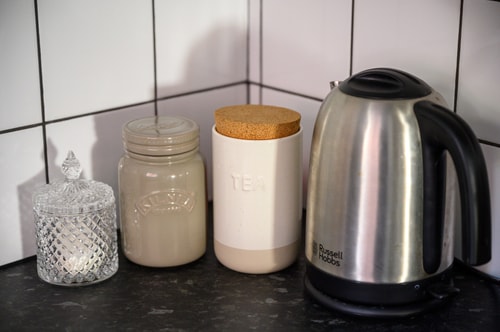 Bright 2BD Home - 10 mins to Central Manchester 14 Hello Guest