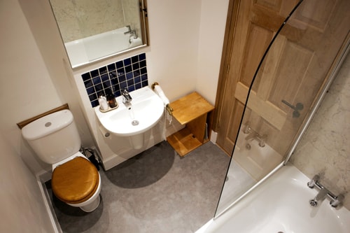 Elegant & Sunny 2BD basement stay, Edinburgh! 9 Hello Guest