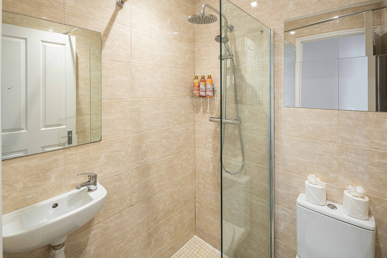 Super 2BD Maisonette in Queens Park, Maida Vale 15 Hello Guest