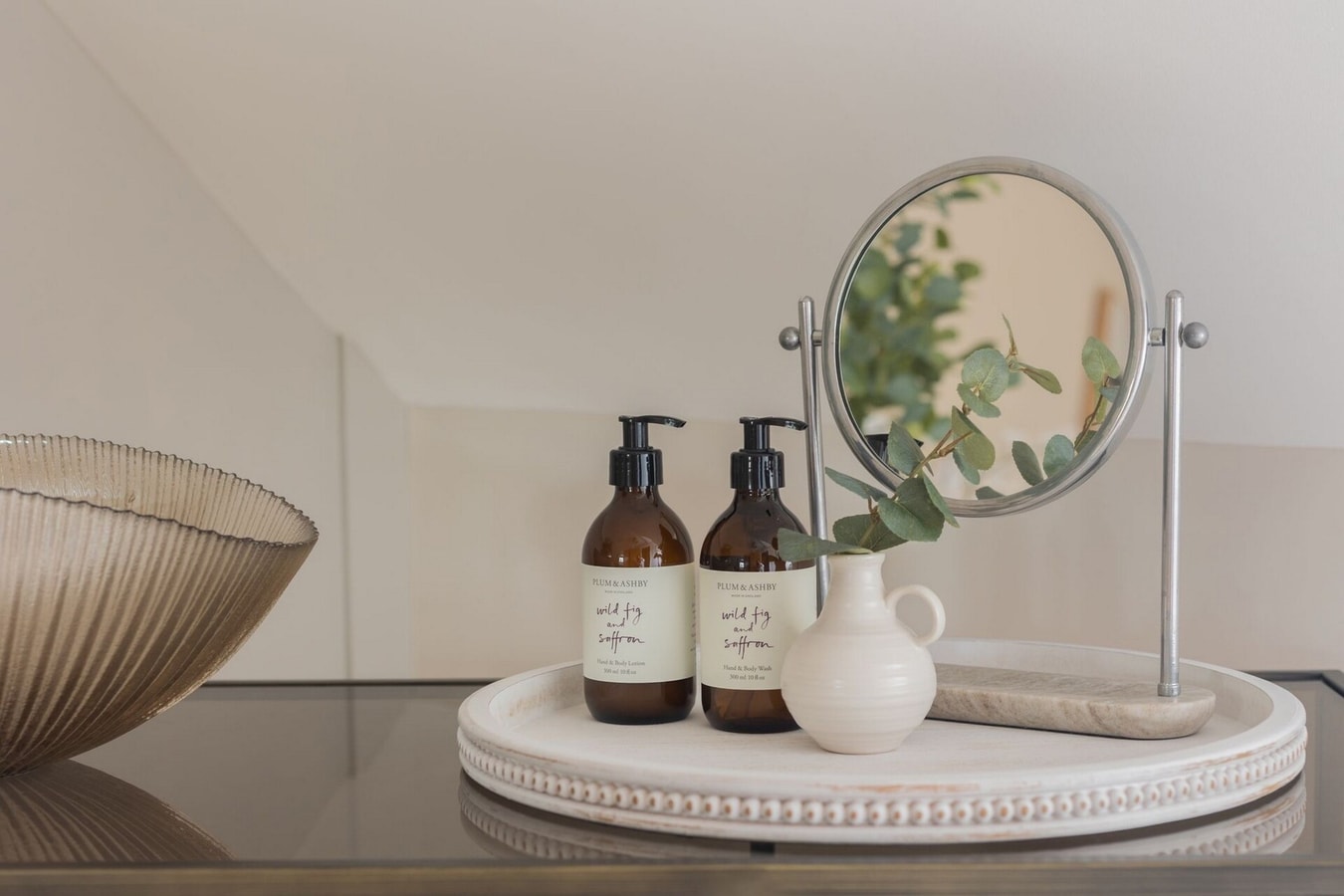 Stylish 3BD Townhouse in Central Winchester 7 Hello Guest